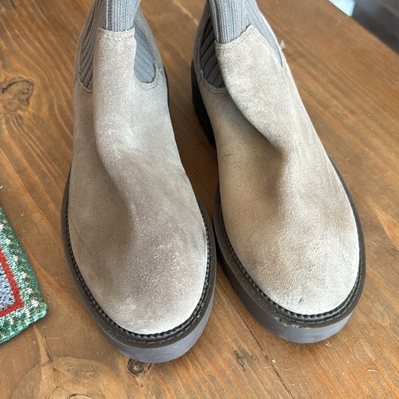 Blondo Chelsea boots - Picture 4 of 5